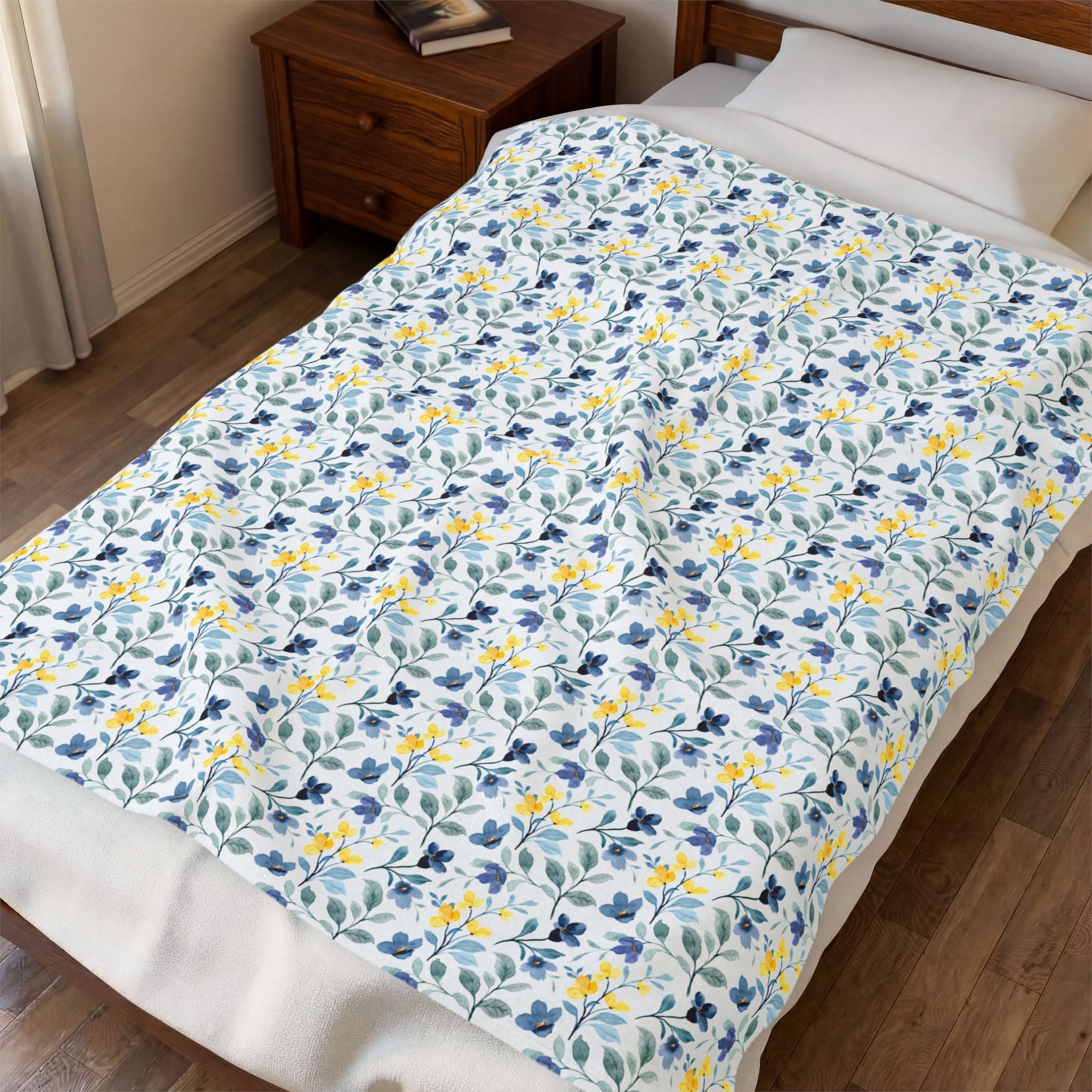Floral Velveteen Plush Blanket — Blue & Yellow Botanical Throw